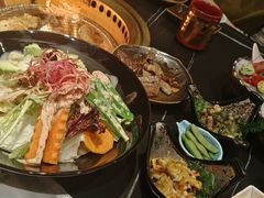 -山川小町·极番烧肉(新地假日广场店)