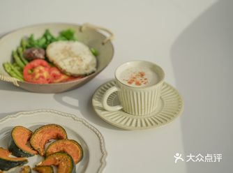 Dinner Time｜宅家晚餐记录6 香煎银鳕鱼