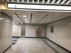 -红土地(地铁站)