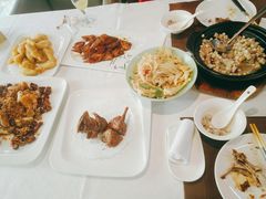 -胡记饭店(保工街店)