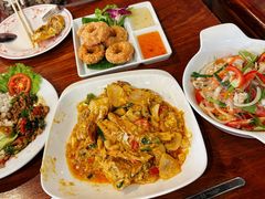 -Dang restaurant (patong phuket)