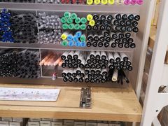 -名创优品(机场路百信广场店)