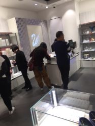 -SWAROVSKI(燕莎奥特莱斯店)