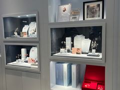 -HEFANG Jewelry何方珠宝(IFS店)