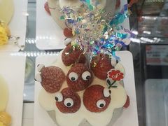 -花花卷卷·鲜食蛋糕(静安久光百货店)