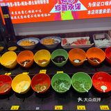 番茄锅味道很浓郁，辣锅越煮越辣