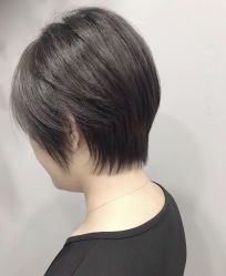 -十六番发型师事务所