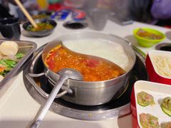 -钢管厂五区小郡肝串串香火锅(人民广场店)