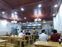 大堂-华兴街自力面店