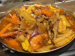 虾拼牛蛙锅-红蕃干锅·脆皮香辣虾(南屏街金鹰店)