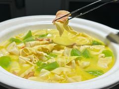 -鹊华居·地道鲁菜·海鲜·融合味(大明湖店)