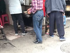 -严氏重油烧麦(民权路店)