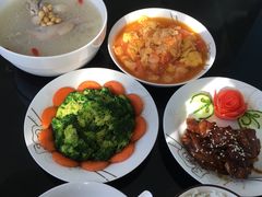 -爱的果实月嫂育婴师(世纪东方店)
