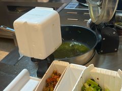 -洪霞餐馆·川菜·鲜货现炒(两江春城店)
