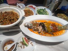 -饭橘汉江码头·乡野土菜馆(静安路店)