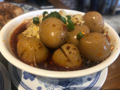 -炉小二铜锅牛蛙•川湘菜(三里屯店)