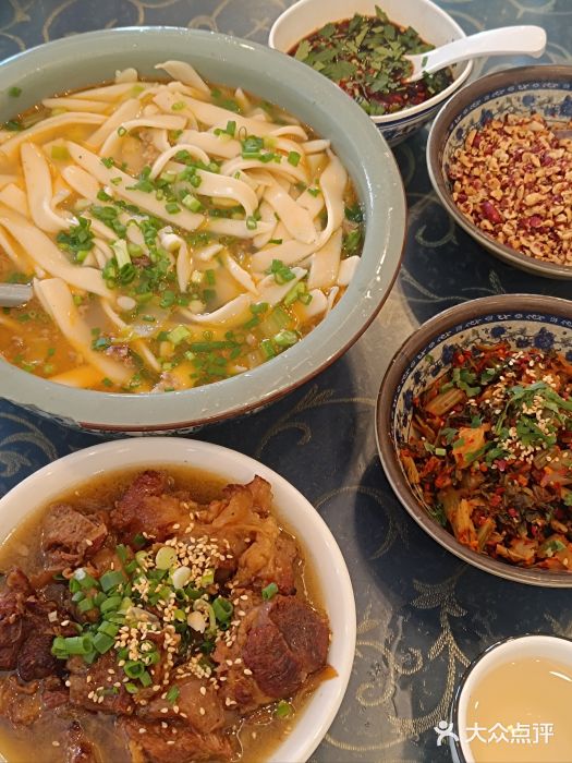 回辉登偰氏面片(东莲花美食街店)图片