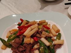 酸辣藕尖炒牛肉-白云宾馆·白云宴餐厅