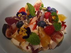 自制麦片鲜果酸奶-阿妮叶李(光谷世界城店)