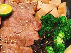 嫩肩烧肉饭-牛邸·烧肉饭(来福士店)