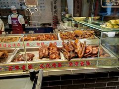 -老鼎万春卤菜(五代传承创始老店)