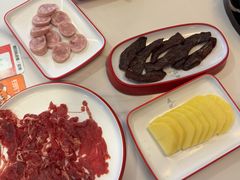 -毛辣果·贵州红酸汤牛肉火锅(西单店)