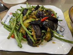 茄子炒豆角-四川蹄花饭店