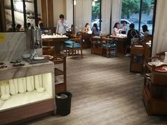 大堂-小牛叔鲜切牛肉·火锅·烤肉自助(公济桥路店)