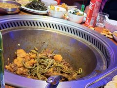 -山河屯铁锅炖(哈西站店)