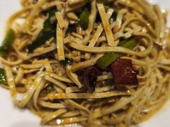 -滇香肴·云南菜蒸汽石锅鱼(云南北路店)