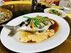 榄角蒸边鱼-西江河鲜·趣苑酒楼(鼎湖店)