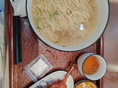 -百年老字号·观振兴蟹黄面·三虾面·苏式面(观前街富仁坊巷店)