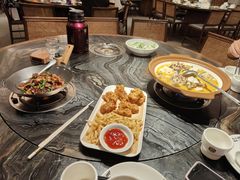 -湘力力小院·鱼汤泡饭(枫林路店)