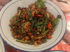 -荆九爷爆炒桥头三嫩(云南北路店)