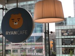 -KAKAO FRIENDS(弘大店)