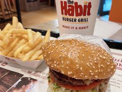 -The Habit Burger Grill 哈比特汉堡(爱琴海店)