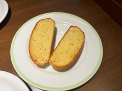 蒜香烤面包-萨莉亚意式餐厅(南京环亚凯瑟琳广场店)