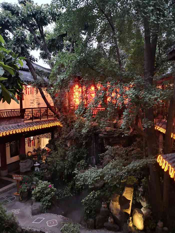 钦善斋·养生膳食(武侯祠店)-"来到成都第二顿晚餐,昨天吃得辣,今天吃