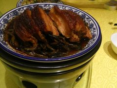 -巢香扣肉馆