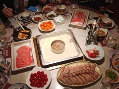 -尚尚仙·酸汤猪手·猪肚鸡火锅(华联万柳购物中心店)