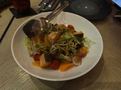 低温三文鱼蔬菜色拉-恰餐厅及酒吧CHAR Bar & Grill(北京三里屯洲际店)