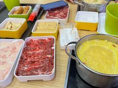 -杨老板·海鲜集市火锅·鲜切牛肉(中防万宝店)