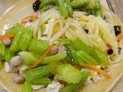 -黄记百味自助骨头王(红旗大街店)