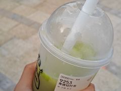 -喜茶(迪士尼小镇·平行宇宙店)
