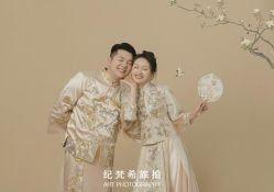 -纪梵希旅拍婚纱摄影(大连总店)