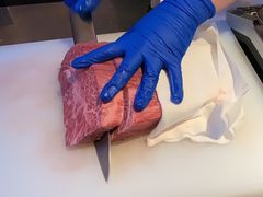 现切牛排-老乾杯和牛烧肉(王府中环店)