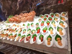-雍容荟帝王蟹活龙虾展台自助(IFS黑金店)