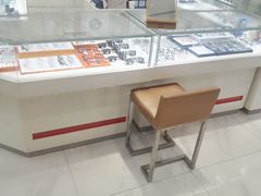 -光明眼镜·蔡司授权(九亭U天地店)