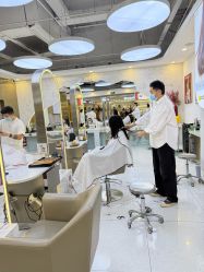 -虫二·专注健康烫染沙龙