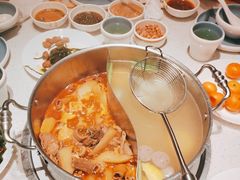 -左庭右院鲜牛肉火锅(环球港店)